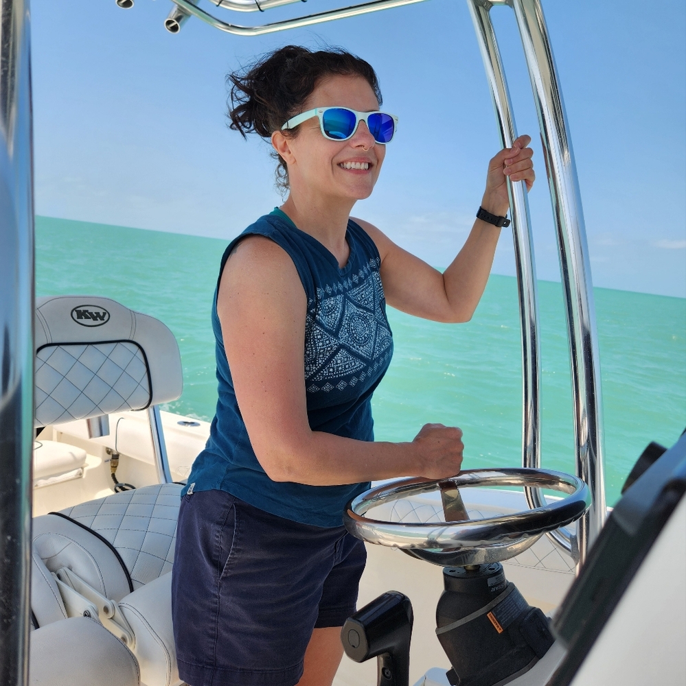 Meet your Posher, Alyssa